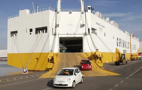 Ship your cars, trucks, and oversized vehicles to Saudi Arabia with our reliable and cost-efficient shipping services: