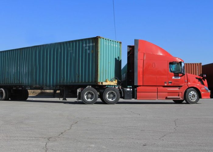 services-trailer-1 Shipping provides specialized vehicles for perishable, fragile products and vehicles for Non-perishable or general freight to ensure secure delivery and no damage to goods.